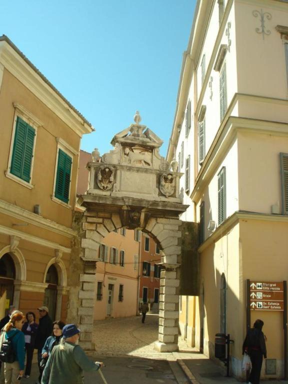 Apartman SARA Rovinj Bagian luar foto